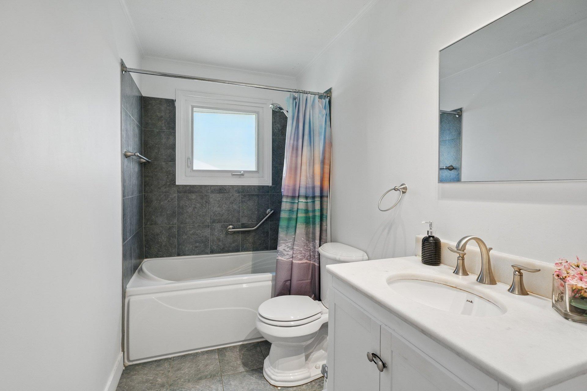 









274


Rue Laviolette

,
Gatineau (Gatineau),




QC
J8P5Y9

