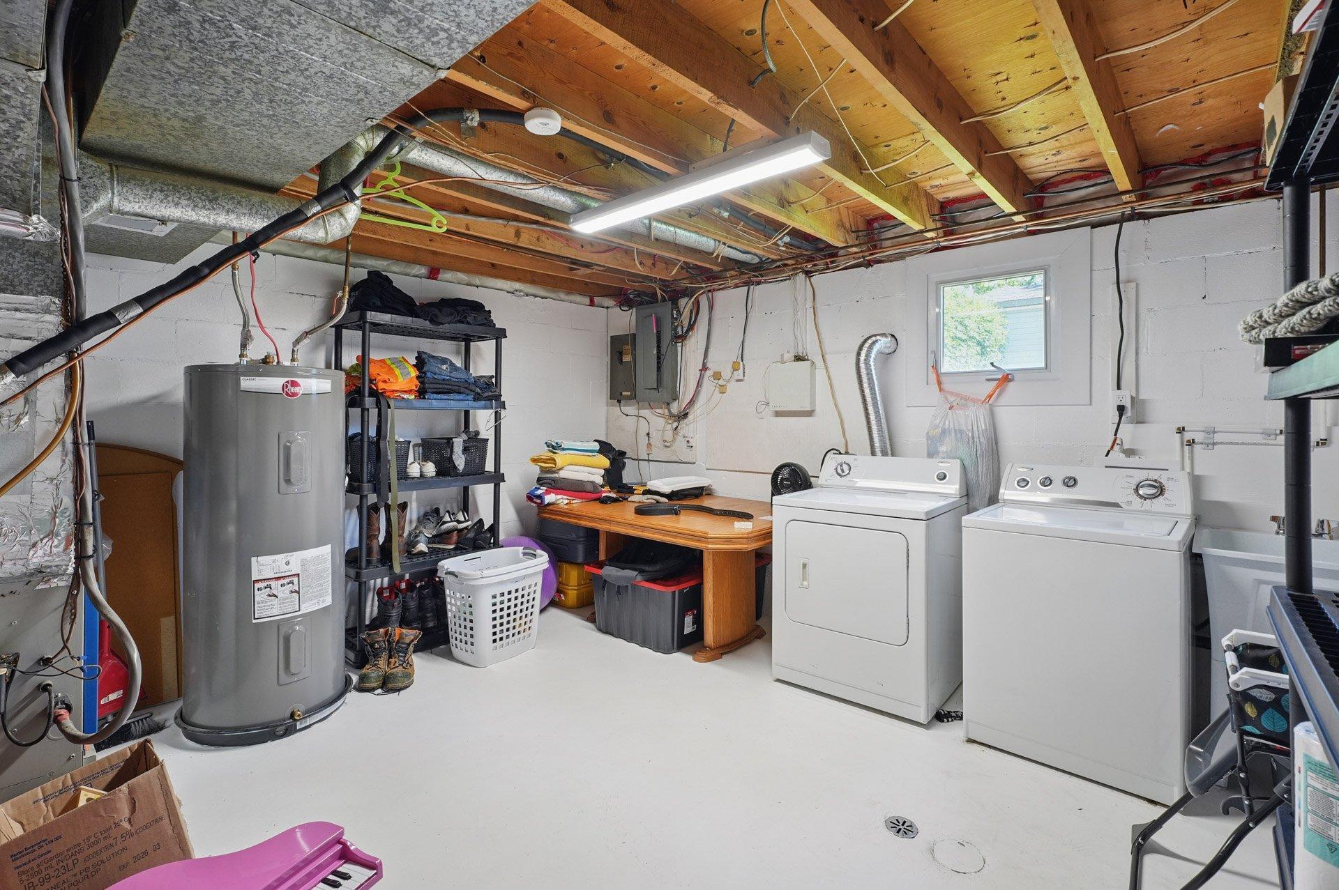 









274


Rue Laviolette

,
Gatineau (Gatineau),




QC
J8P5Y9

