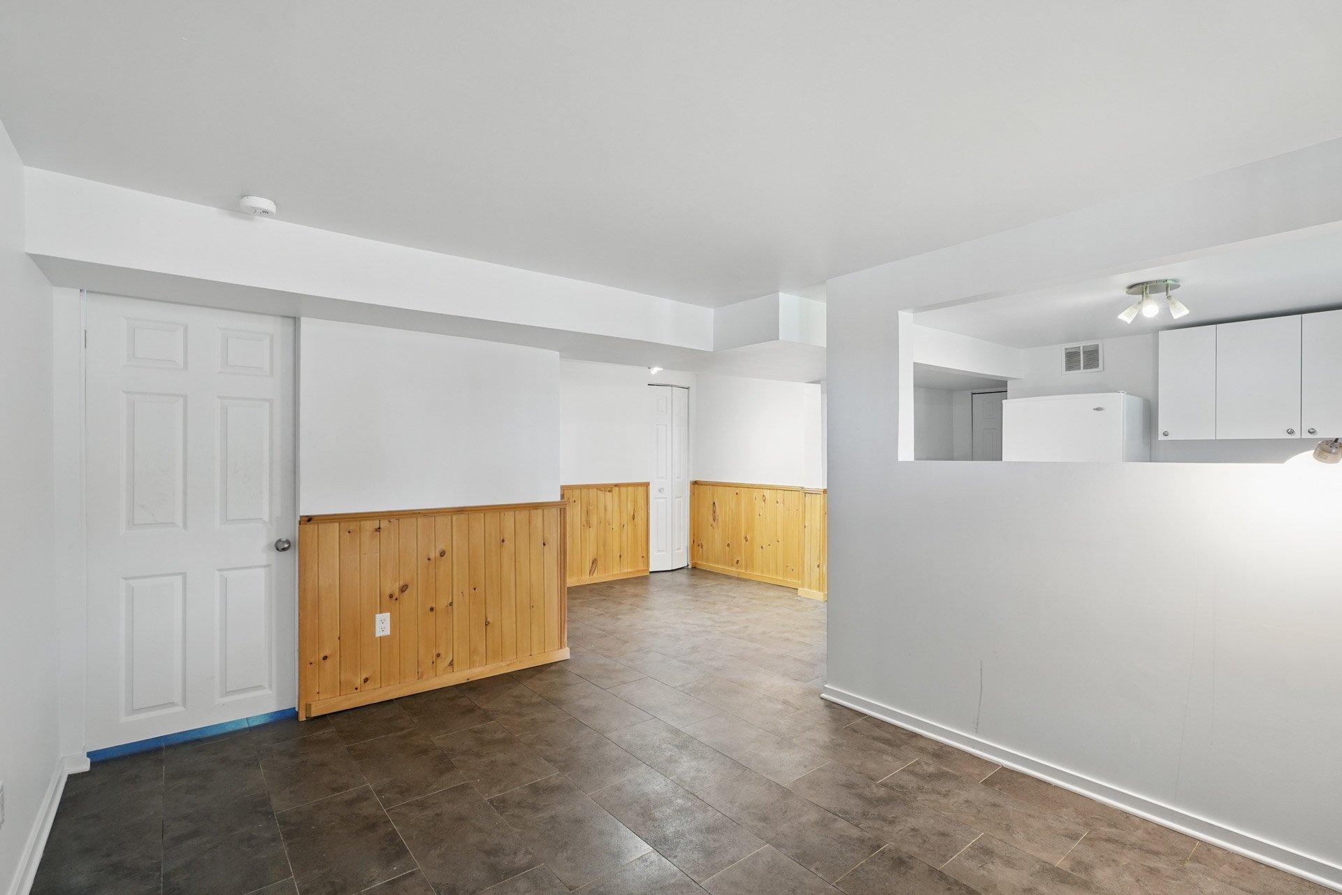 









274


Rue Laviolette

,
Gatineau (Gatineau),




QC
J8P5Y9


