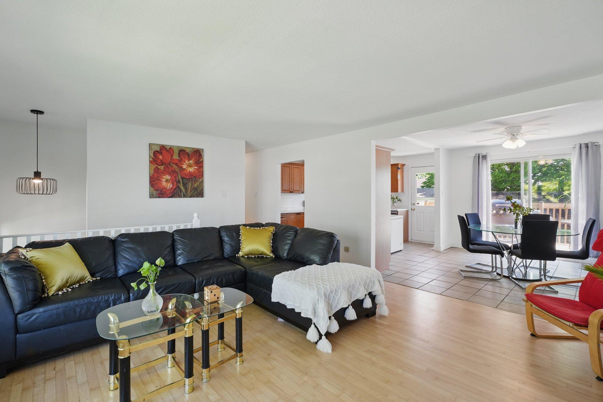 









274


Rue Laviolette

,
Gatineau (Gatineau),




QC
J8P5Y9

