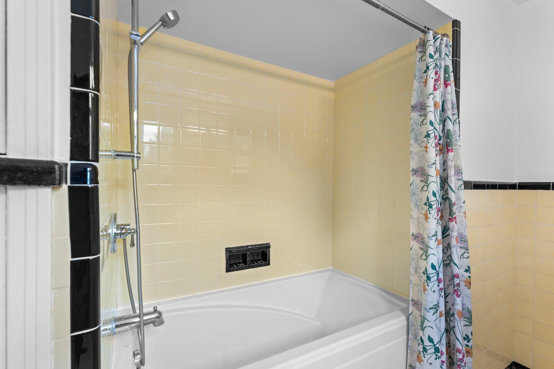 









688


Rue de Vimy

,
Sherbrooke (Les Nations),




QC
J1J3N6

