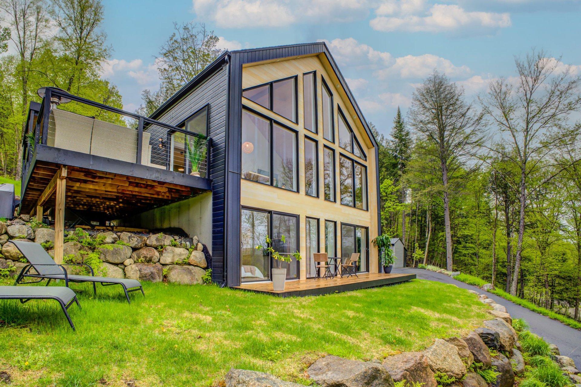 









60


Ch. de Valberg

,
Mont-Tremblant,




QC
J8E0S4


