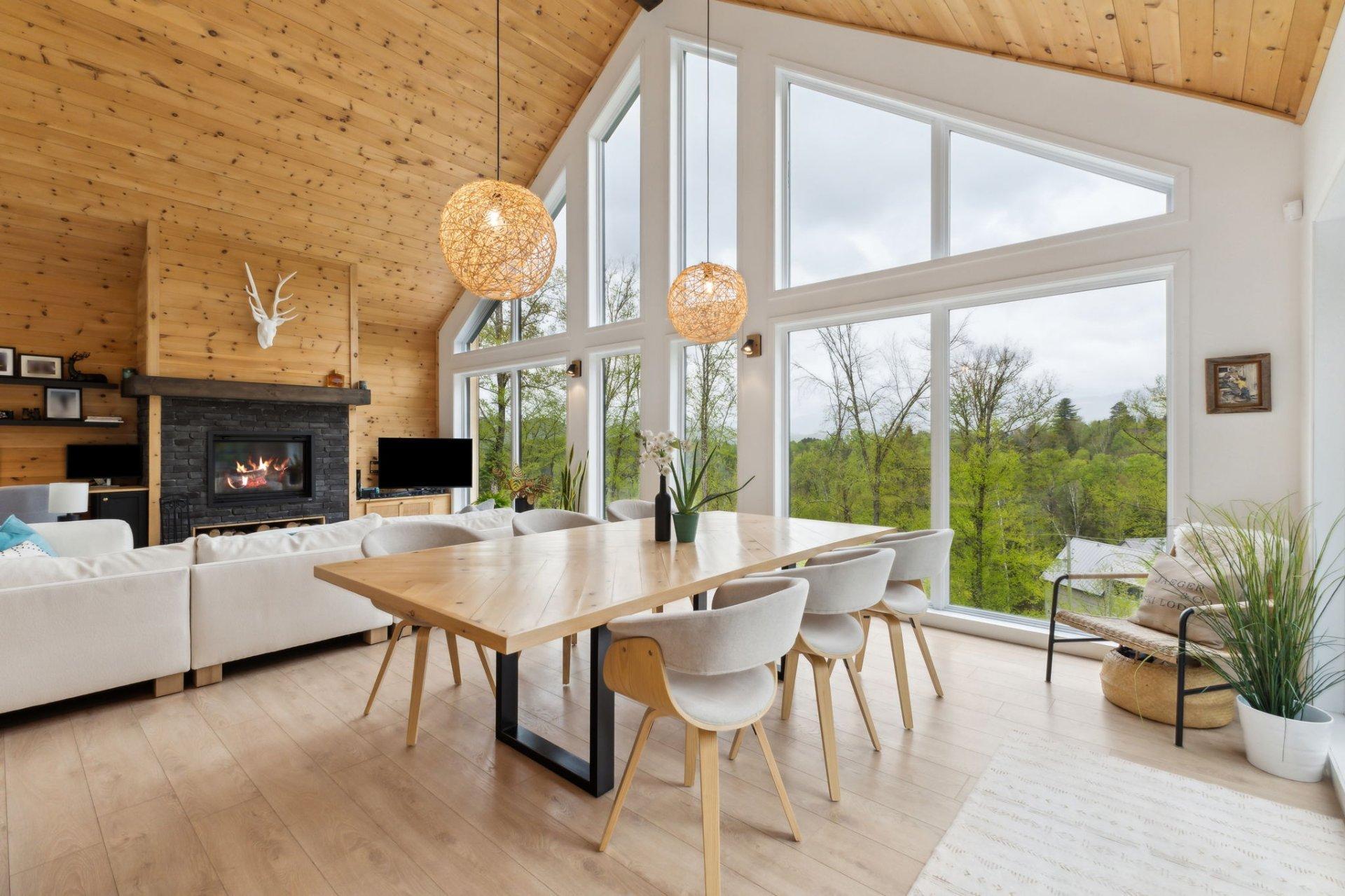









60


Ch. de Valberg

,
Mont-Tremblant,




QC
J8E0S4

