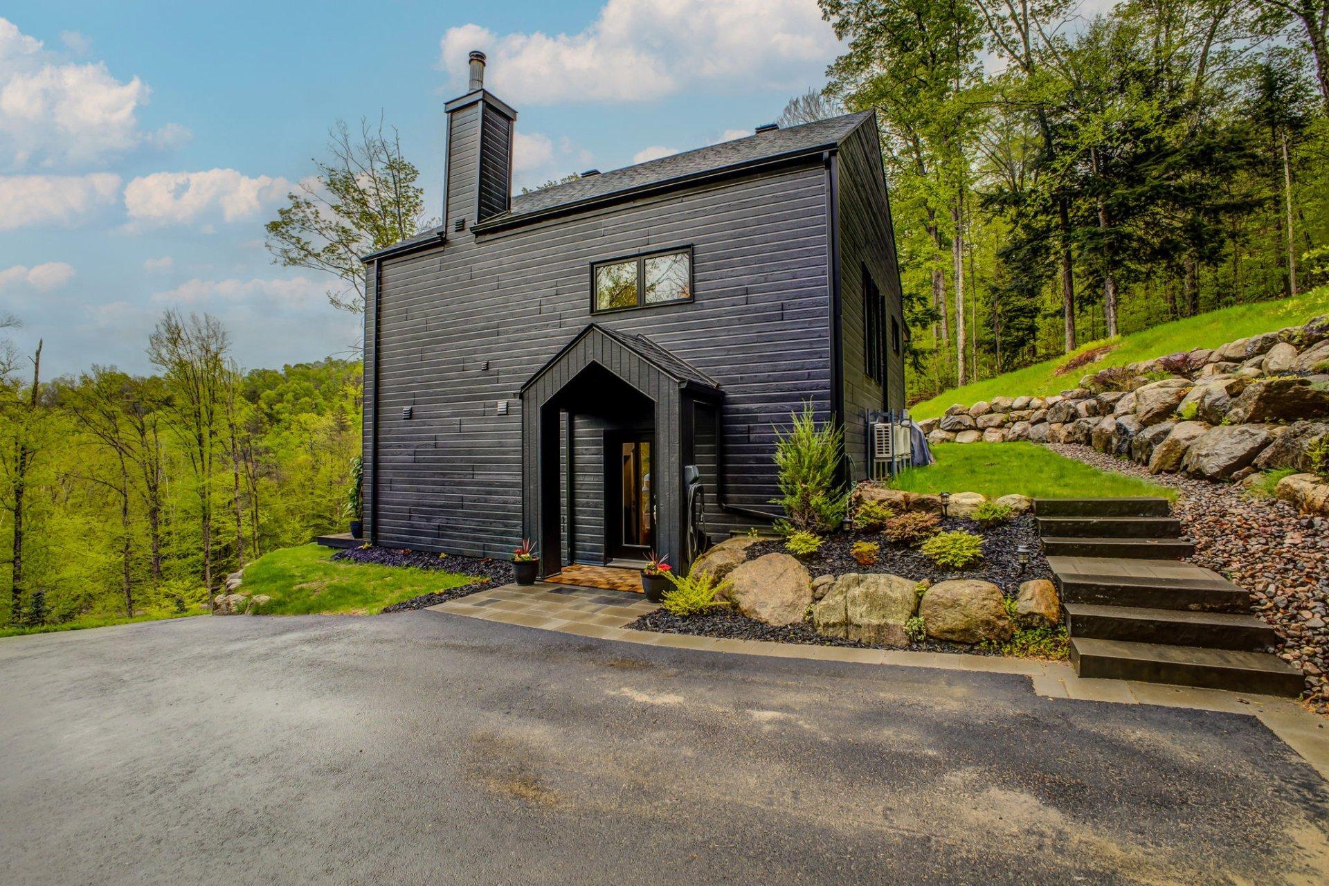 









60


Ch. de Valberg

,
Mont-Tremblant,




QC
J8E0S4

