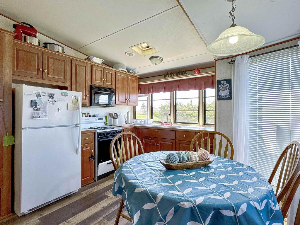 












60 Sweet Pea Lane

,
Darnley,







PE
C0B 1M0

