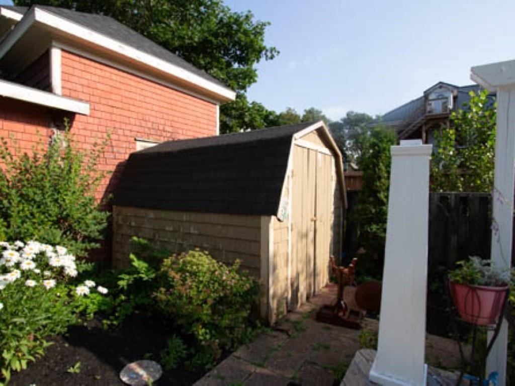 












288 Notre Dame Street

,
Summerside,




PE
C1N 1S3

