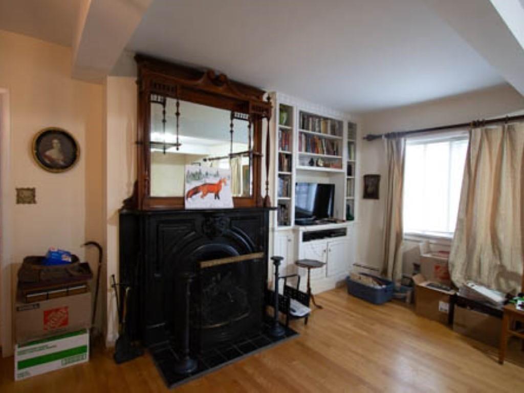 












288 Notre Dame Street

,
Summerside,




PE
C1N 1S3

