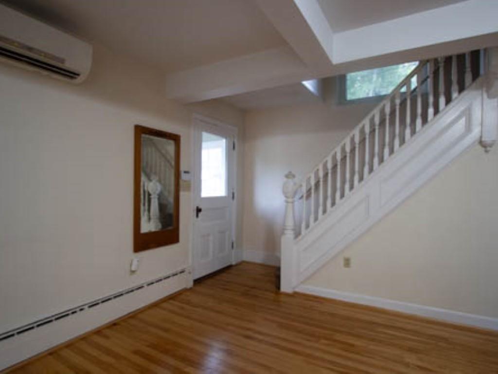 












288 Notre Dame Street

,
Summerside,




PE
C1N 1S3

