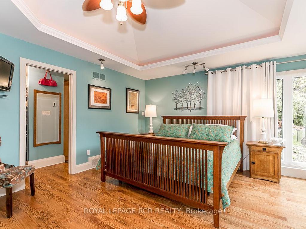 









16365


Bathurst

Street,
Newmarket,




ON
L3X 1Z8

