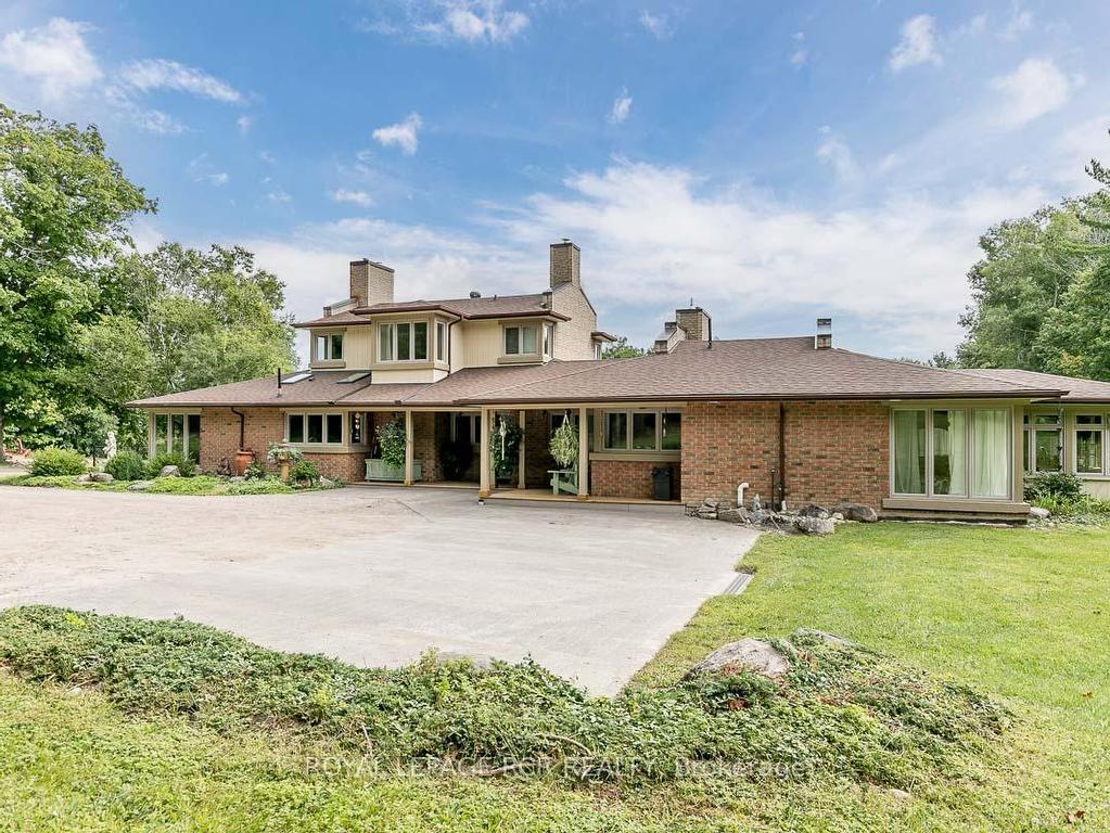 









16365


Bathurst

Street,
Newmarket,




ON
L3X 1Z8

