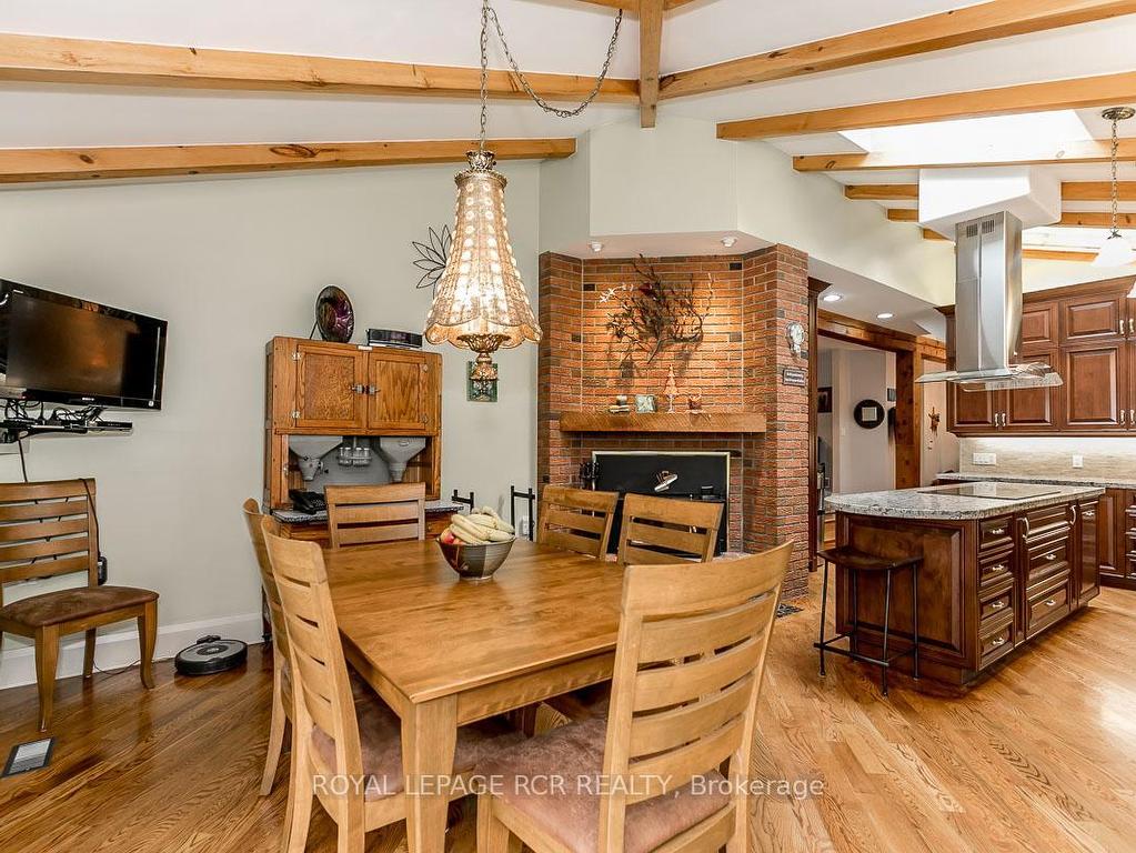









16365


Bathurst

Street,
Newmarket,




ON
L3X 1Z8

