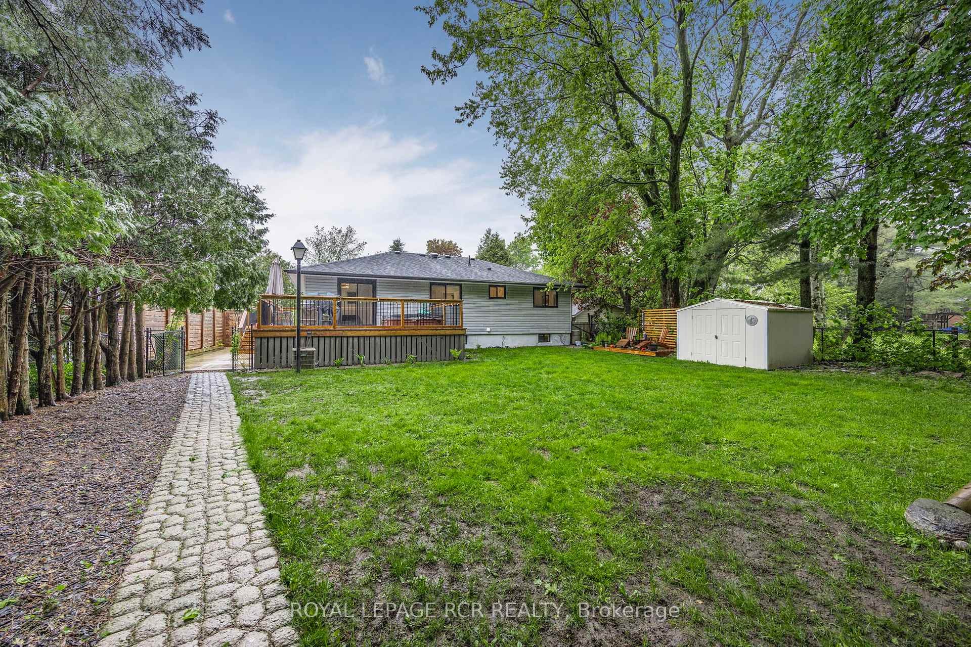 









61


William

Street East,
Caledon,




ON
L7K 1N7

