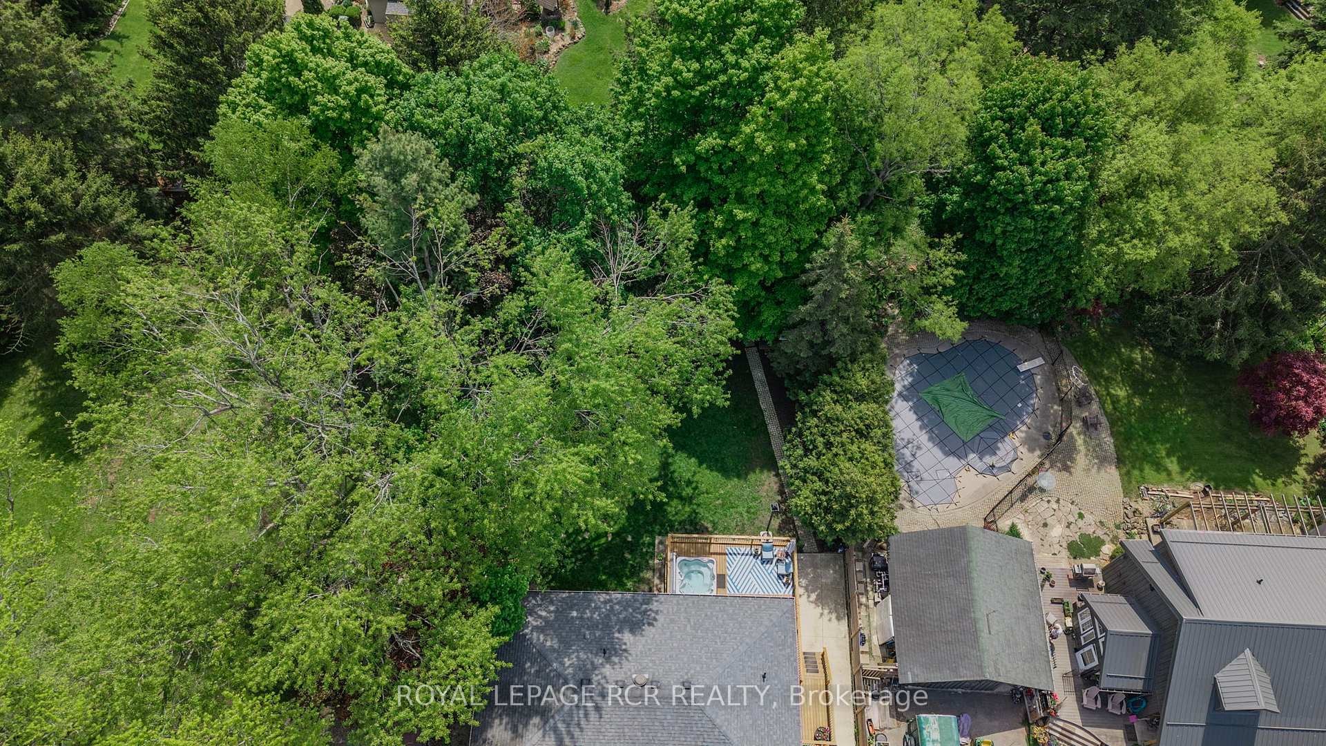 









61


William

Street East,
Caledon,




ON
L7K 1N7


