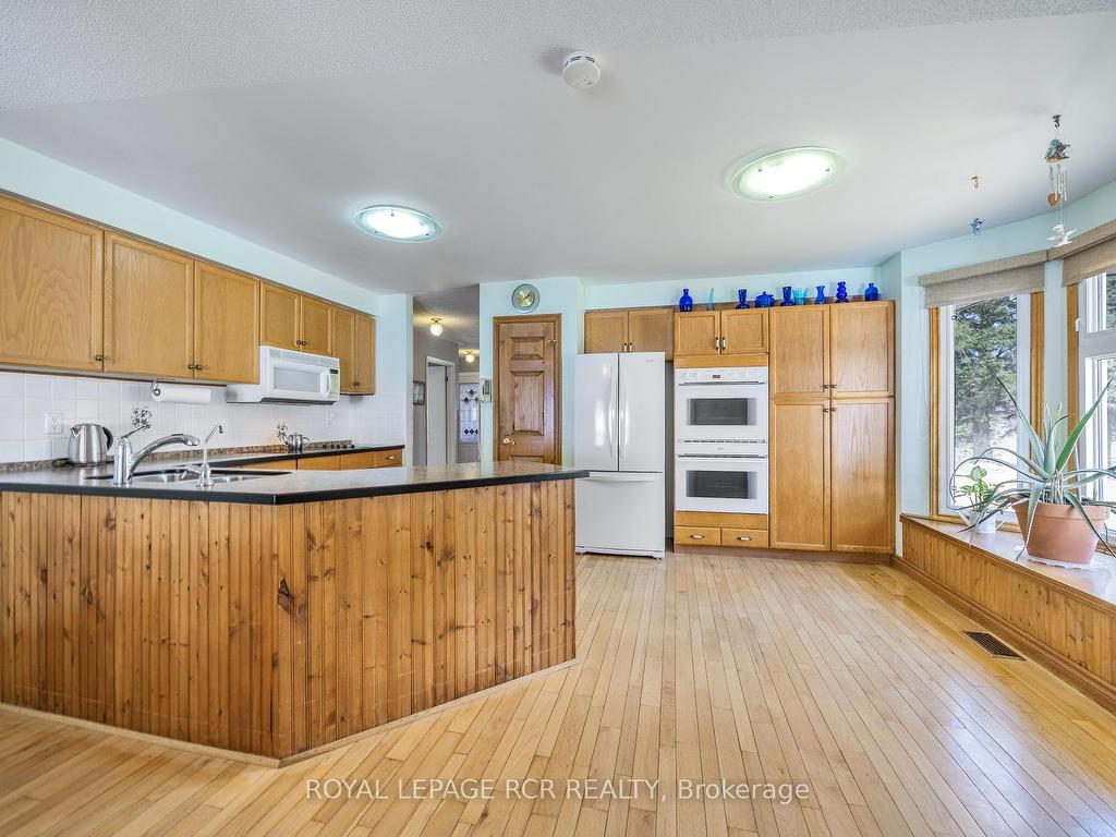 









3


Henry

Street,
Amaranth,




ON
L9W 3Z1


