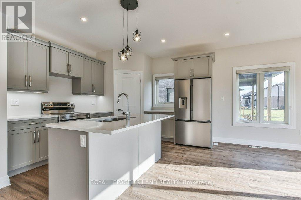 












83 GREENE STREET

,
South Huron (Exeter),




Ontario
N0M1S2

