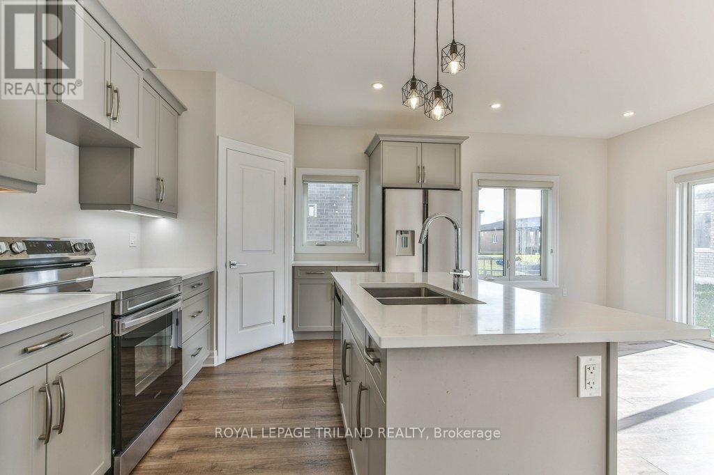 












83 GREENE STREET

,
South Huron (Exeter),




Ontario
N0M1S2

