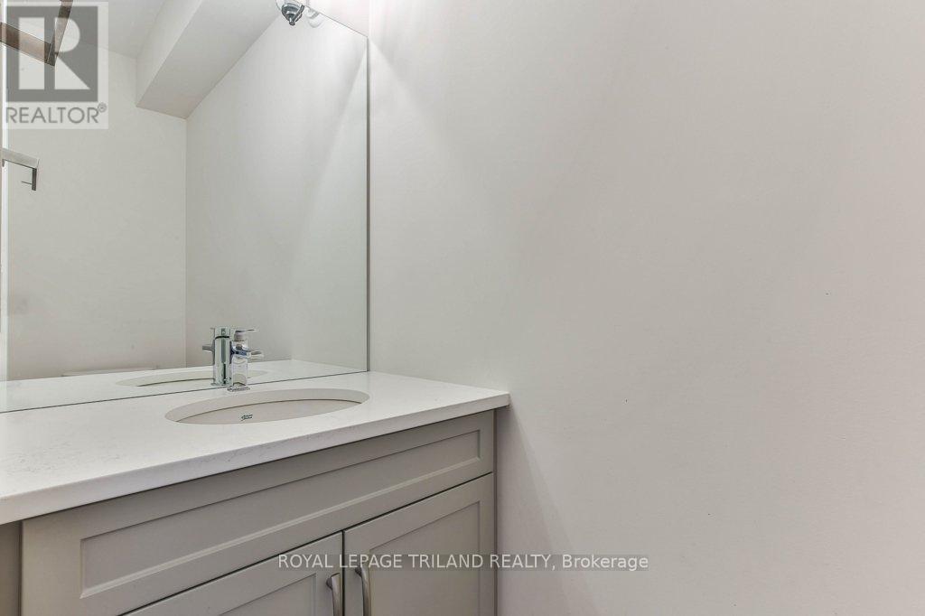 












83 GREENE STREET

,
South Huron (Exeter),




Ontario
N0M1S2

