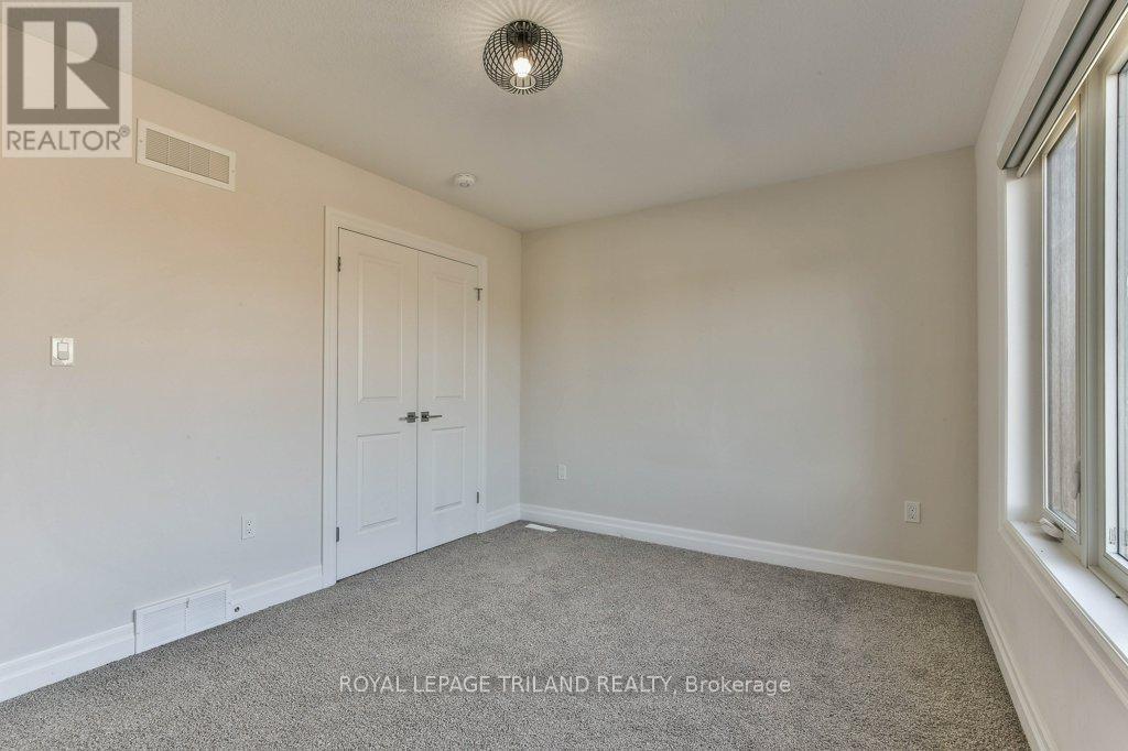 












83 GREENE STREET

,
South Huron (Exeter),




Ontario
N0M1S2

