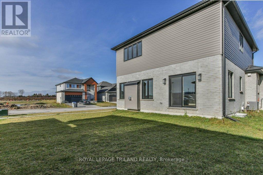 












83 GREENE STREET

,
South Huron (Exeter),




Ontario
N0M1S2

