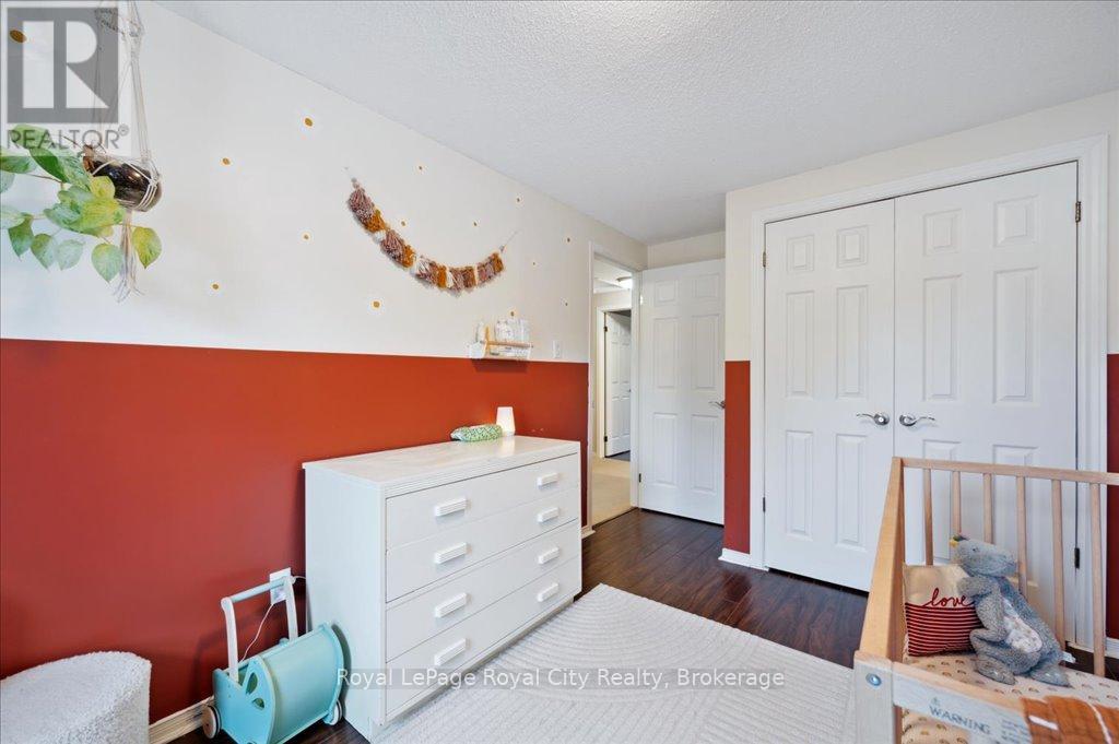 












57 - 240 LONDON ROAD W

,
Guelph (Exhibition Park),




Ontario
N1H8N8

