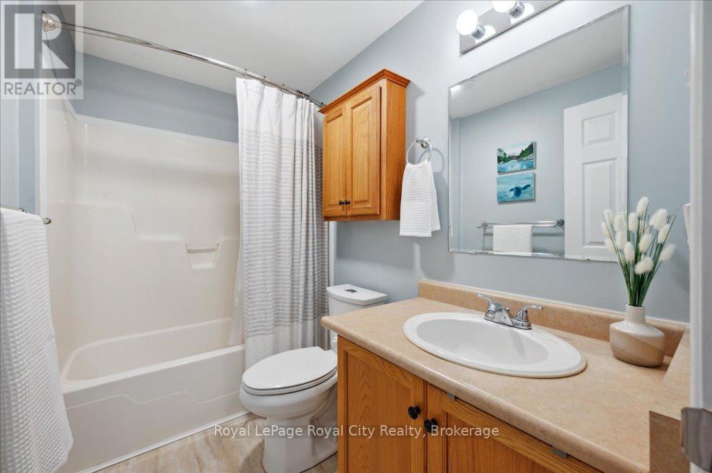 












57 - 240 LONDON ROAD W

,
Guelph (Exhibition Park),




Ontario
N1H8N8


