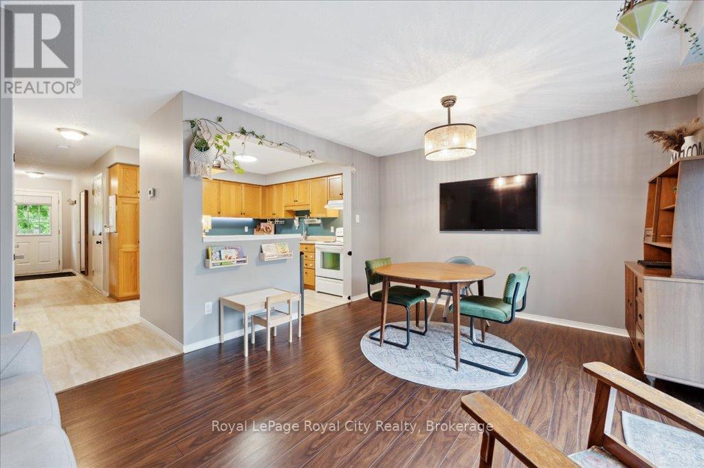 












57 - 240 LONDON ROAD W

,
Guelph (Exhibition Park),




Ontario
N1H8N8

