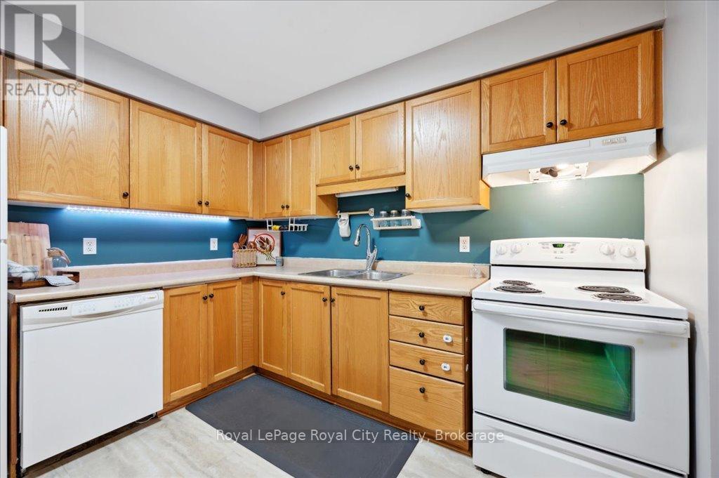 












57 - 240 LONDON ROAD W

,
Guelph (Exhibition Park),




Ontario
N1H8N8

