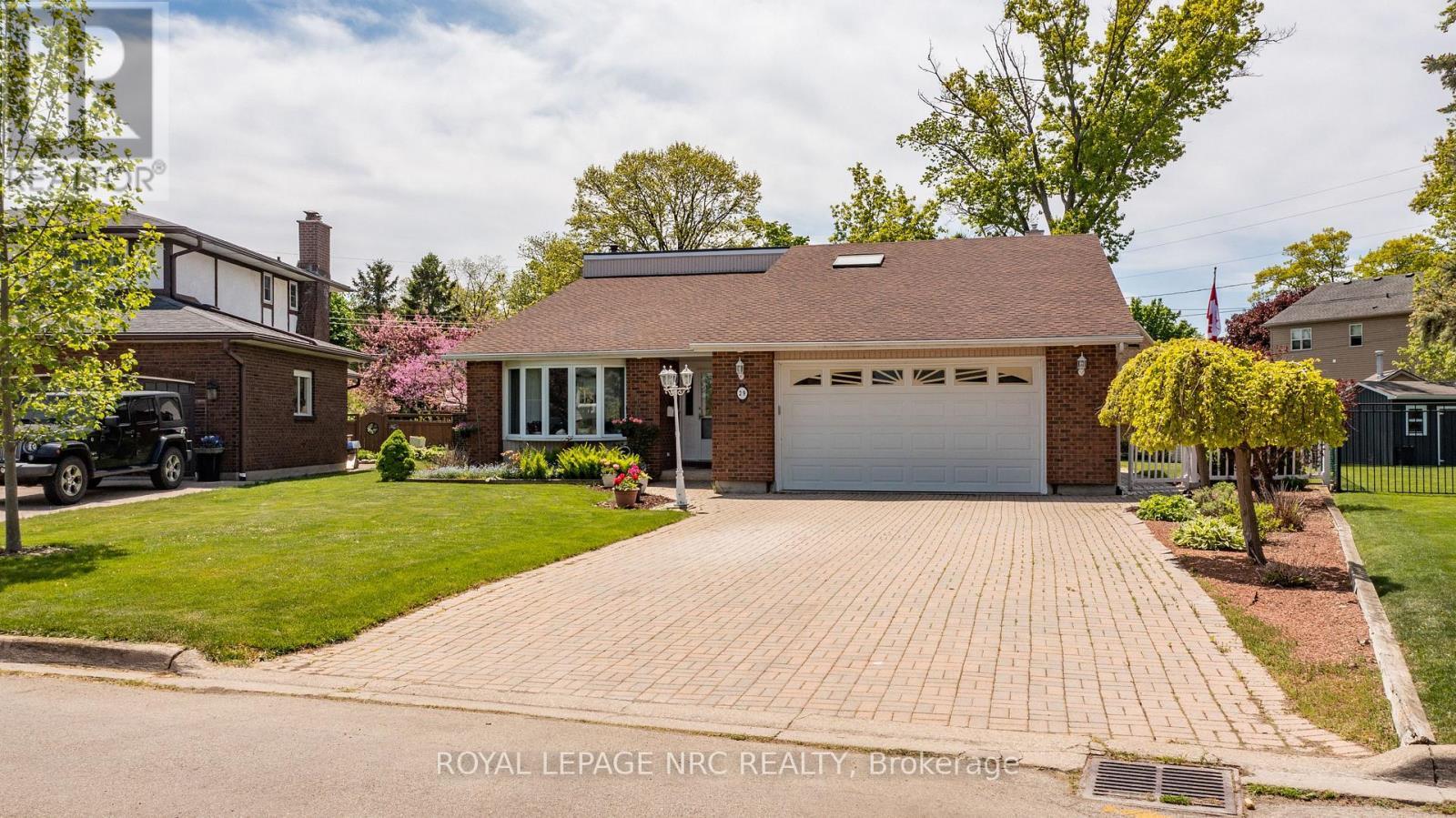 












29 MICHAEL DRIVE N

,
Port Colborne (Sugarloaf),




Ontario
L3K3C4

