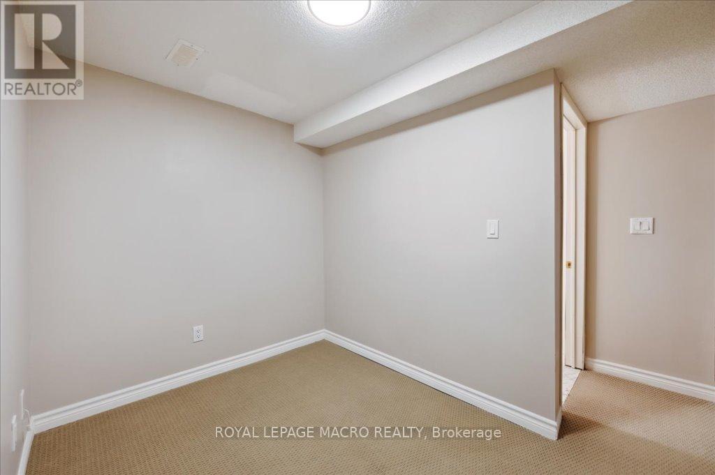 












211 RUSHDALE DRIVE

,
Hamilton,




Ontario
L8W2Z5

