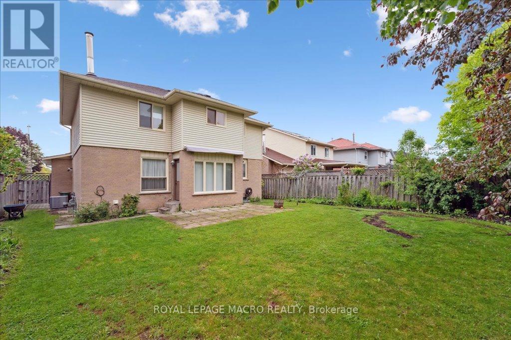 












211 RUSHDALE DRIVE

,
Hamilton,




Ontario
L8W2Z5

