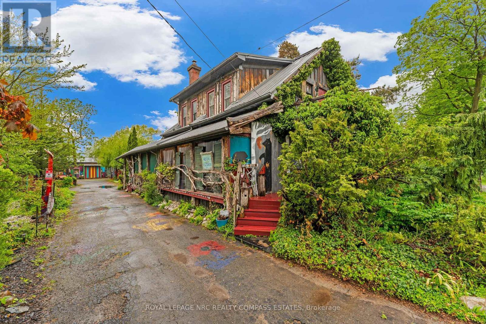 












4034 VICTORIA AVENUE

,
Lincoln (Lincoln-Jordan/Vineland),




Ontario
L0R2C0

