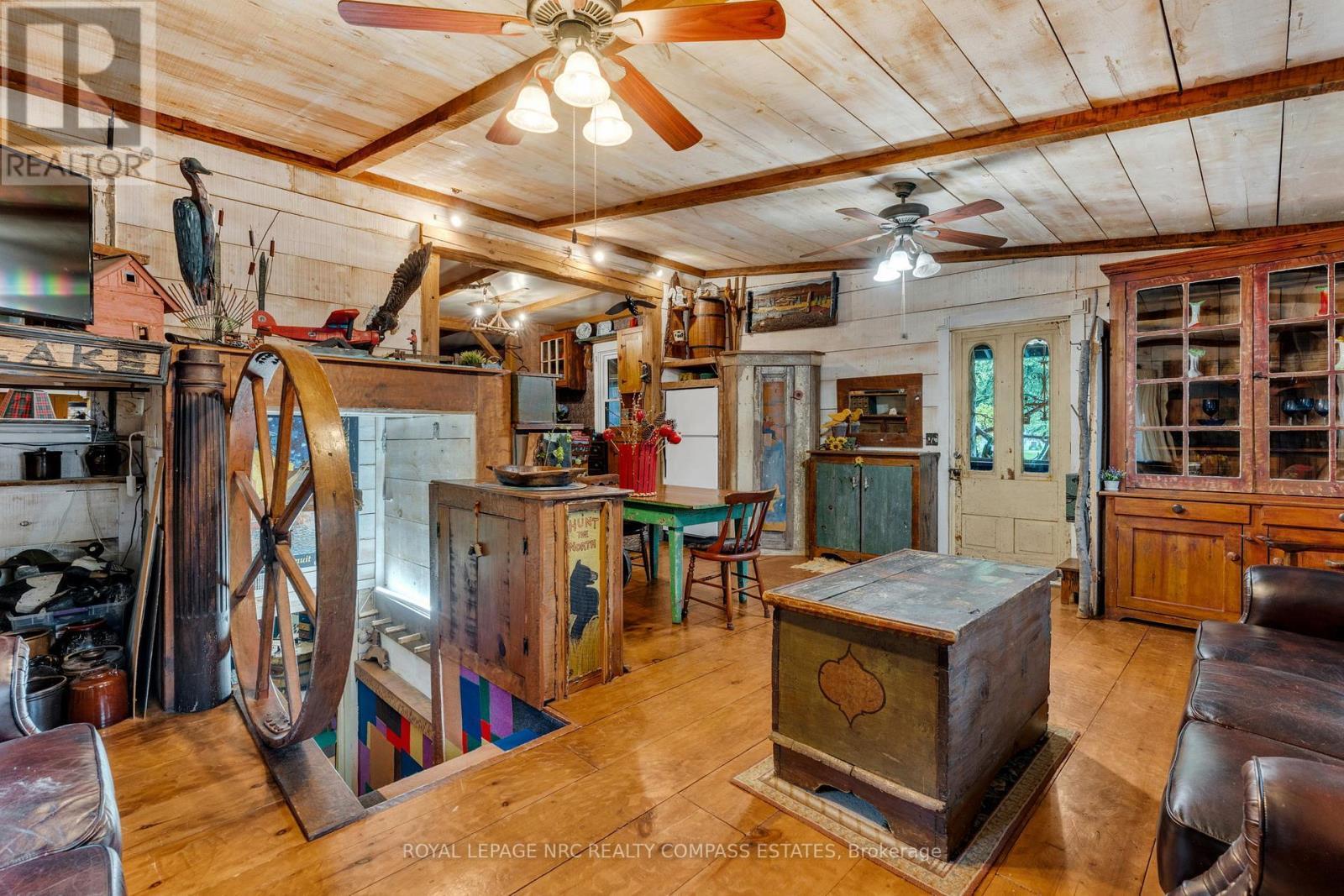 












4034 VICTORIA AVENUE

,
Lincoln (Lincoln-Jordan/Vineland),




Ontario
L0R2C0

