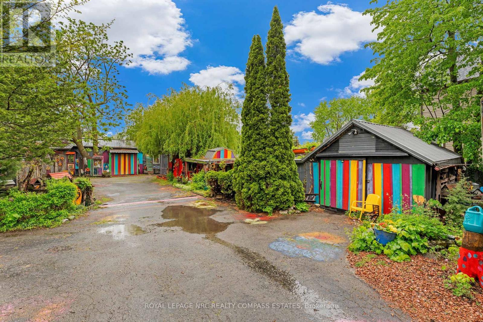 












4034 VICTORIA AVENUE

,
Lincoln (Lincoln-Jordan/Vineland),




Ontario
L0R2C0


