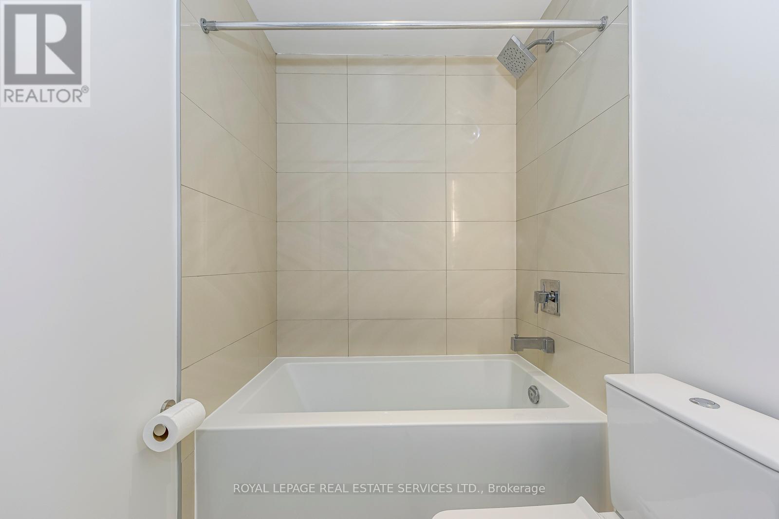 












3903 - 1 YORKVILLE AVENUE

,
Toronto,




Ontario
M4W0B1

