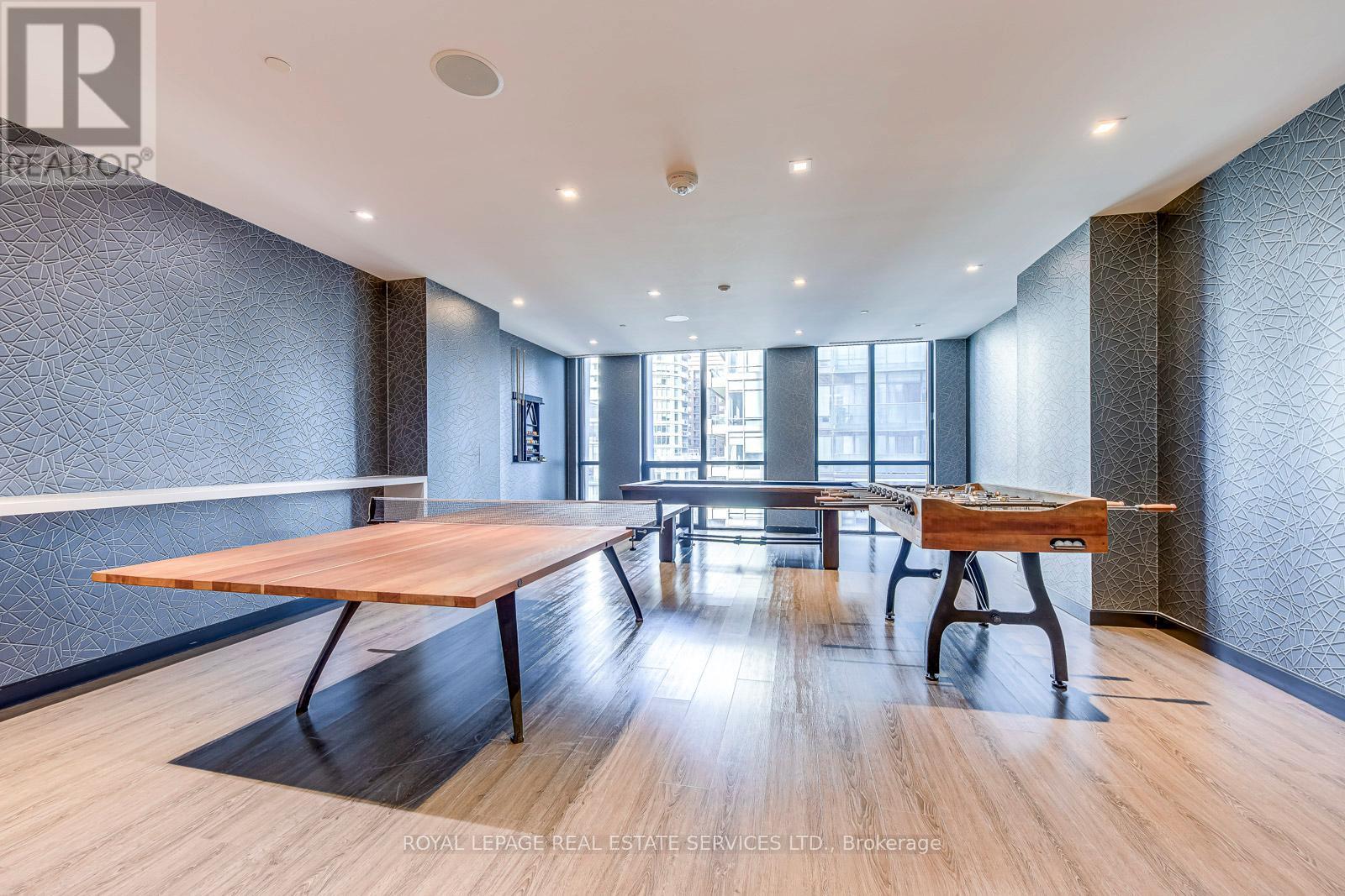 












3903 - 1 YORKVILLE AVENUE

,
Toronto,




Ontario
M4W0B1

