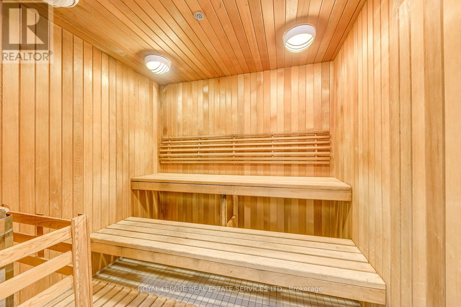 












3903 - 1 YORKVILLE AVENUE

,
Toronto,




Ontario
M4W0B1

