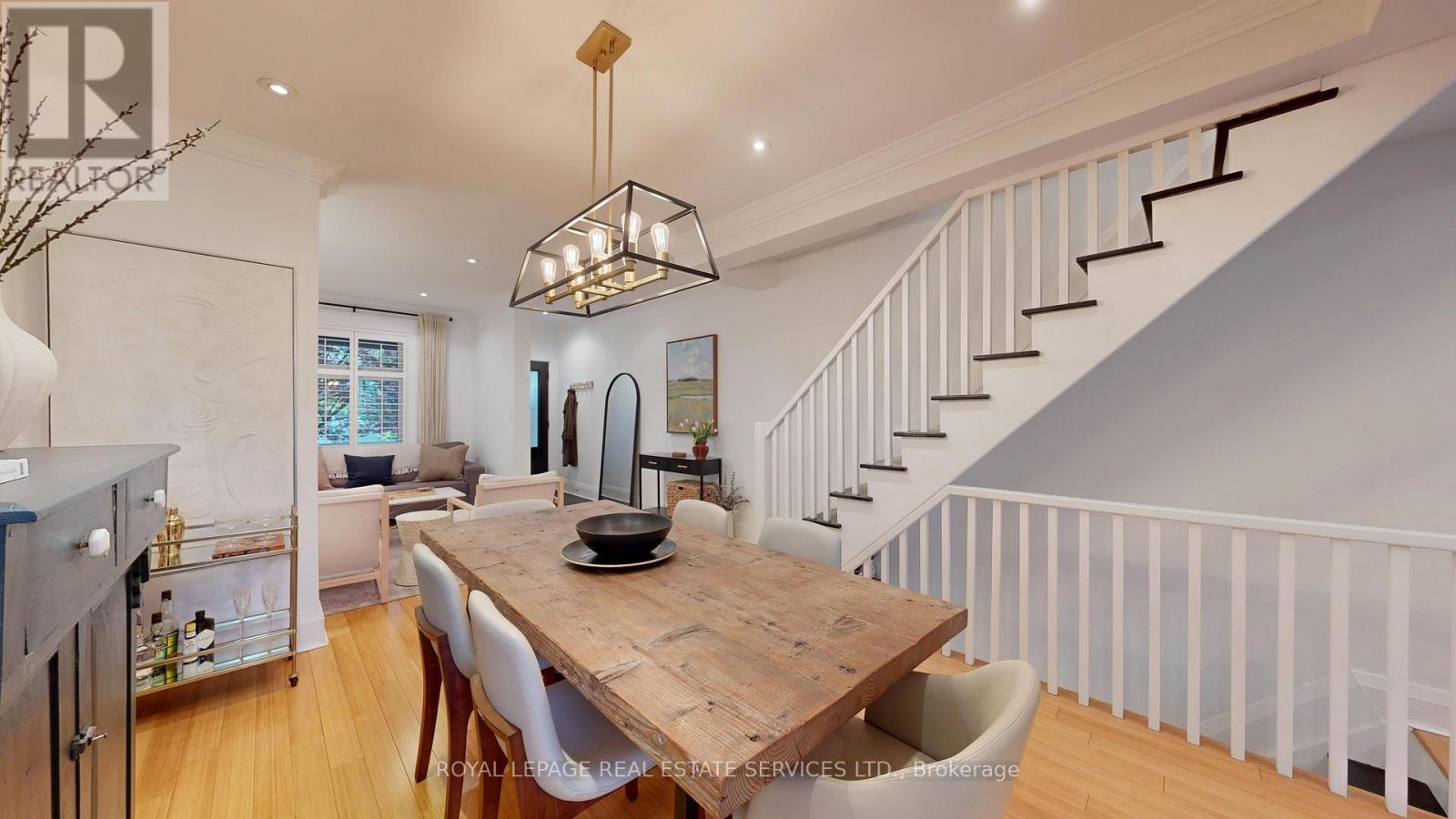 












149 LANGFORD AVENUE

,
Toronto,




Ontario
M4J3E5


