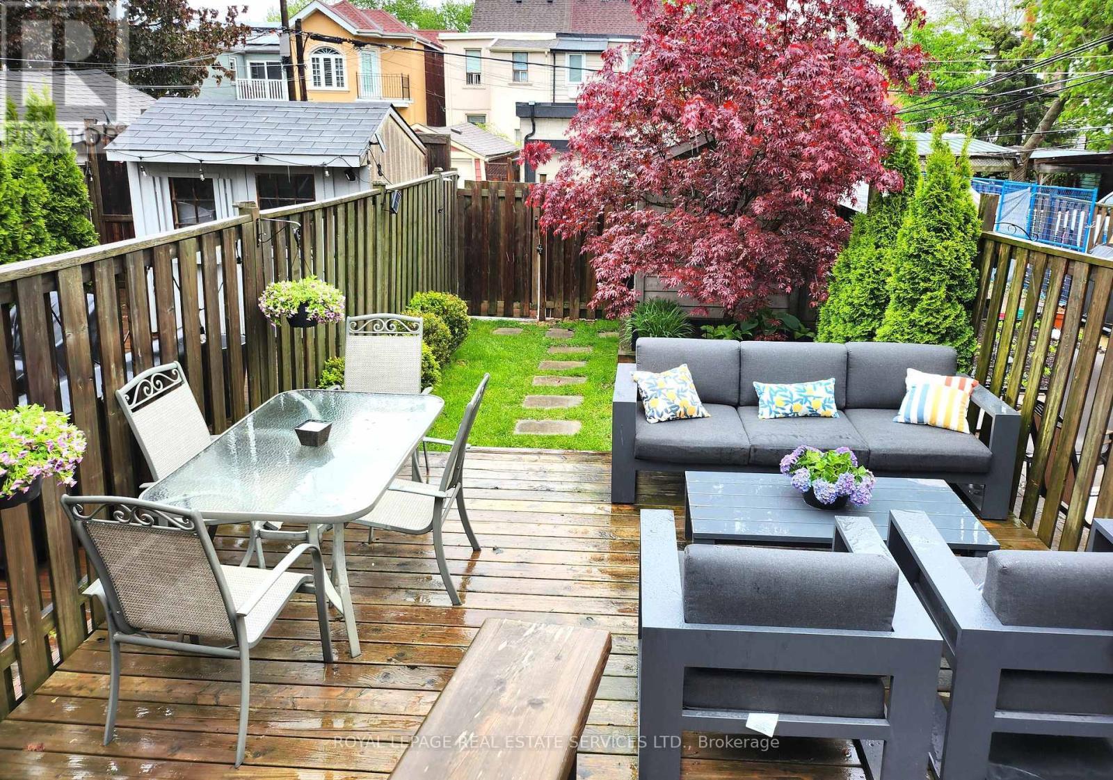 












149 LANGFORD AVENUE

,
Toronto,




Ontario
M4J3E5

