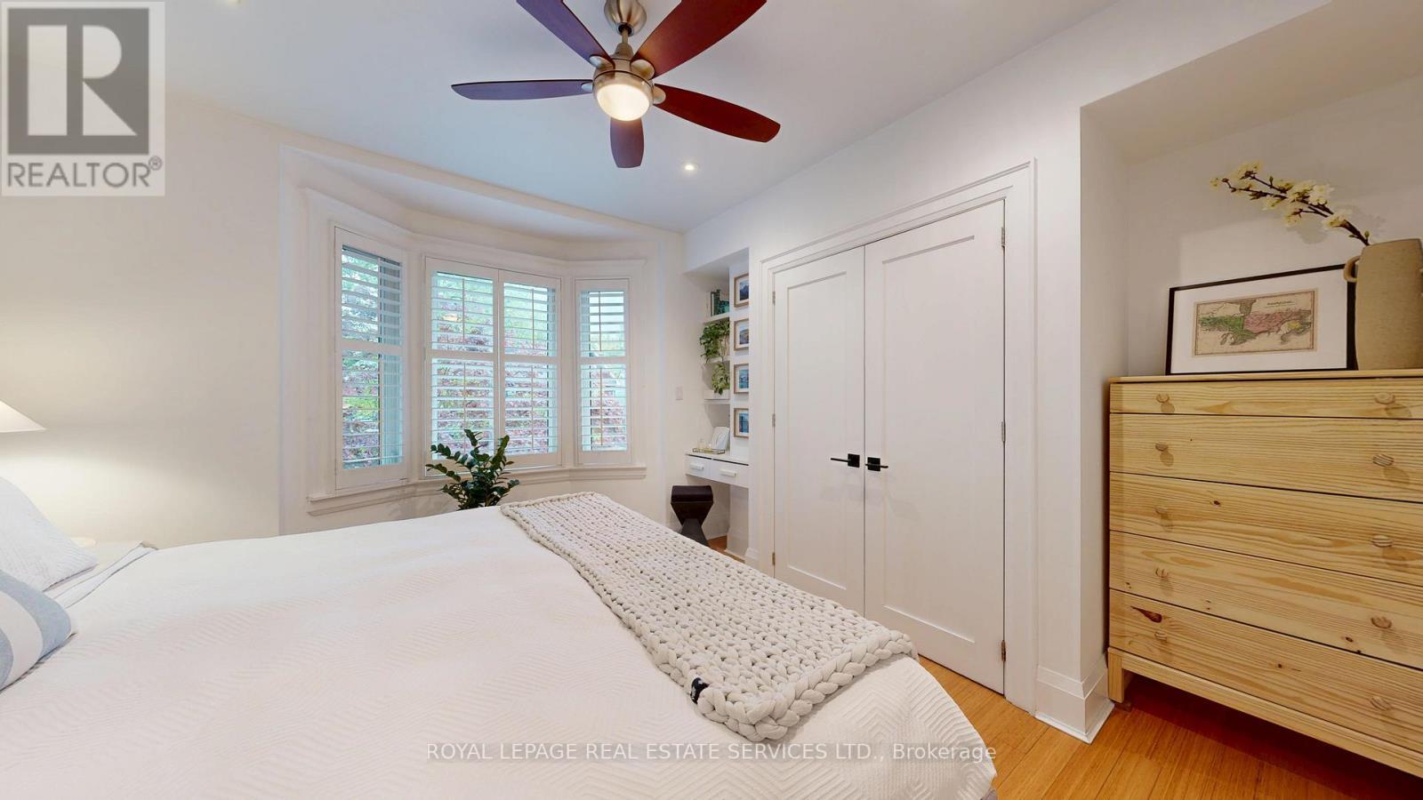 












149 LANGFORD AVENUE

,
Toronto,




Ontario
M4J3E5

