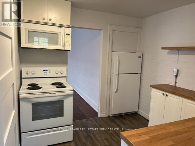












MAIN - 40 BONNIE BRAE BOULEVARD

,
Toronto,




Ontario
M4J4N2

