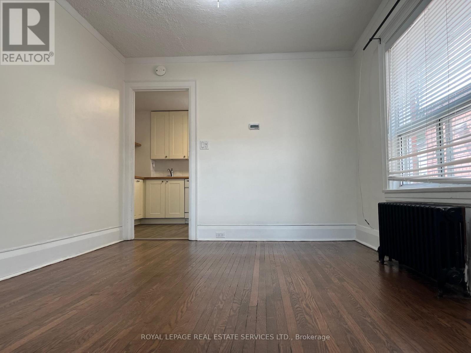 












MAIN - 40 BONNIE BRAE BOULEVARD

,
Toronto,




Ontario
M4J4N2

