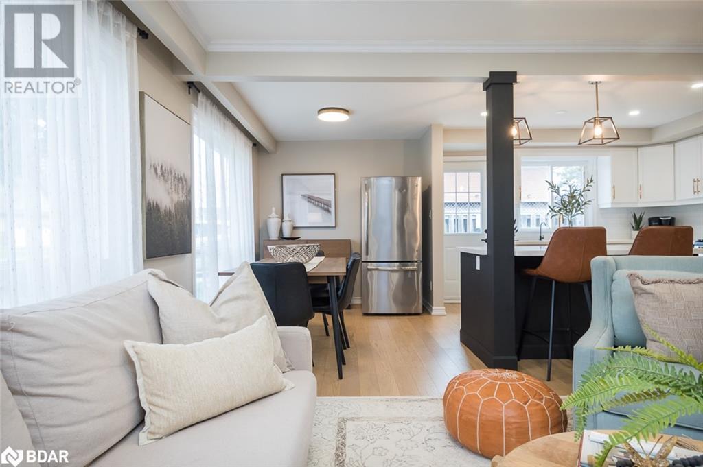 












137 WAKEFIELD Road

,
Milton,




Ontario
L9T2L7


