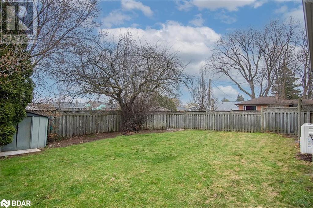 












137 WAKEFIELD Road

,
Milton,




Ontario
L9T2L7

