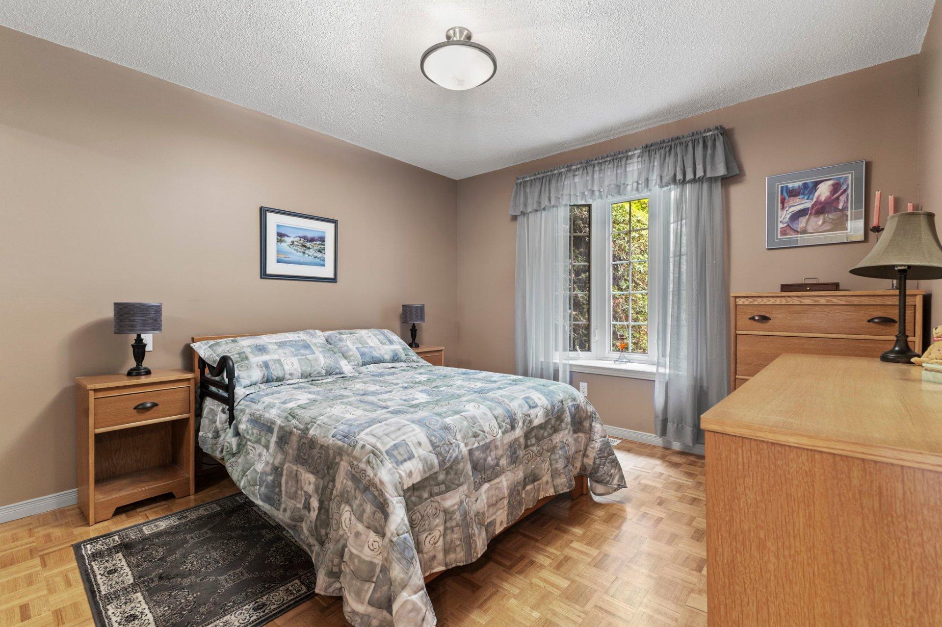 









32


Rue du Père-Bériault

,
Gatineau (Gatineau),




QC
J8V1N2

