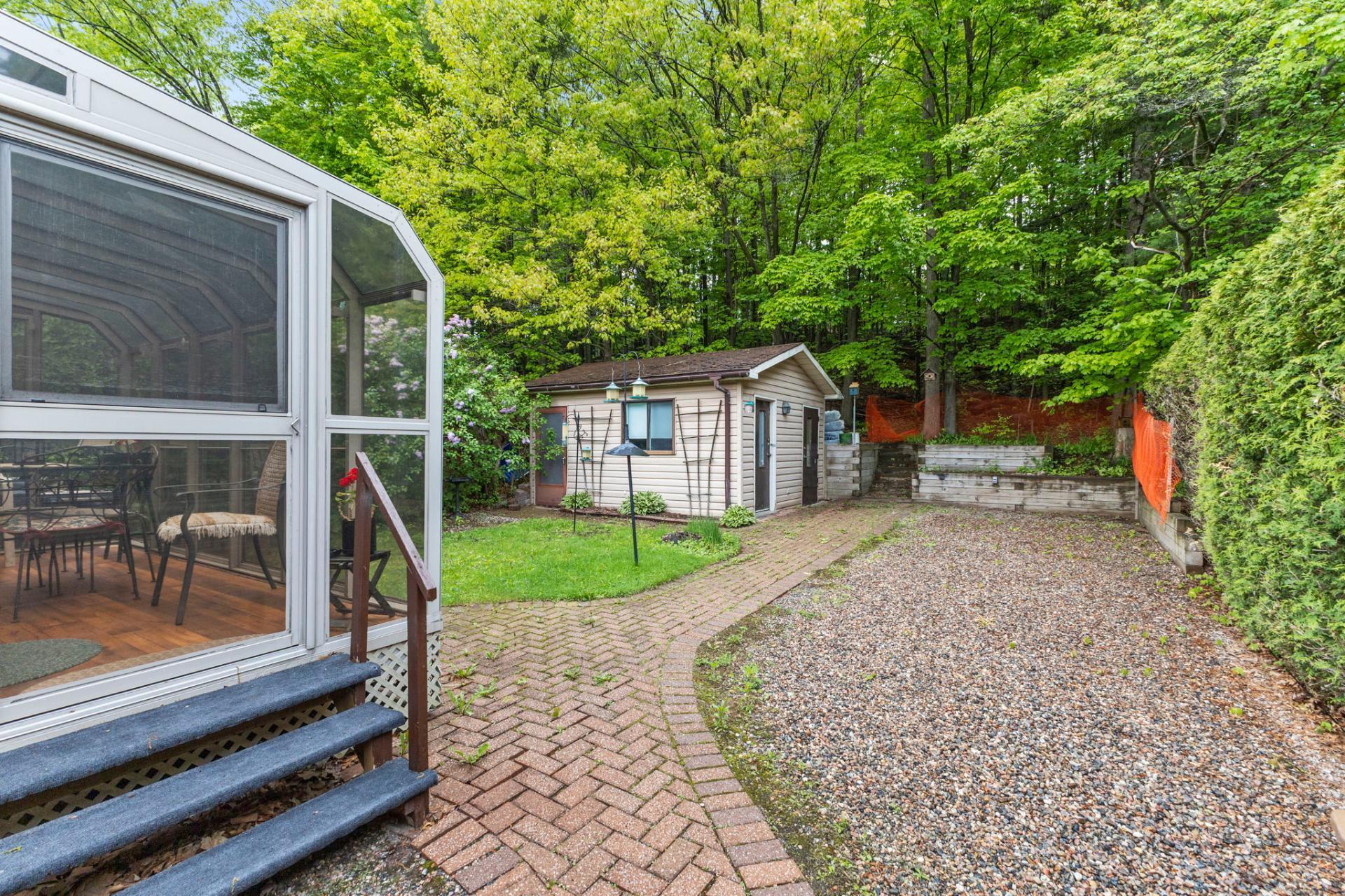 









32


Rue du Père-Bériault

,
Gatineau (Gatineau),




QC
J8V1N2

