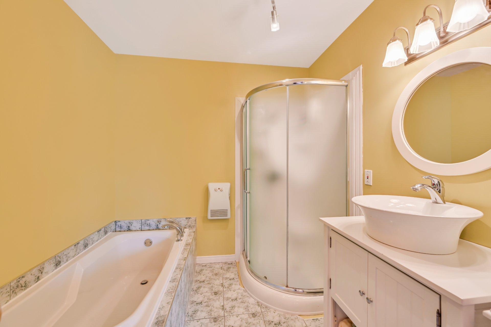 









254


Rue Foucher

,
Saint-Jean-sur-Richelieu,




QC
J3B8P5

