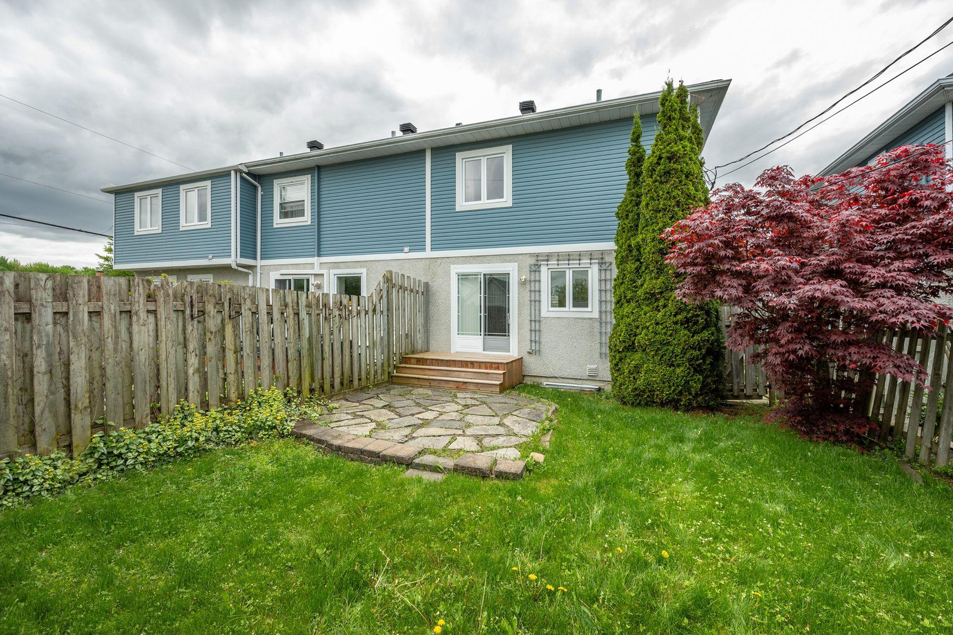 









254


Rue Foucher

,
Saint-Jean-sur-Richelieu,




QC
J3B8P5

