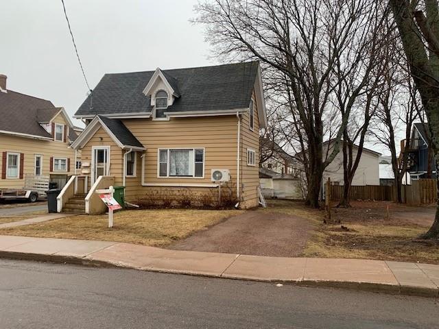 












186 Hanover Street E

,
Summerside,




PE
C1N 1E6

