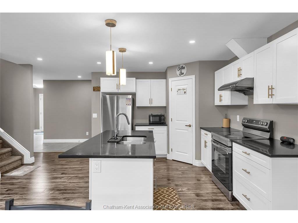 









161


Churchill Park

Road,
Chatham,




ON
N7M 0T9

