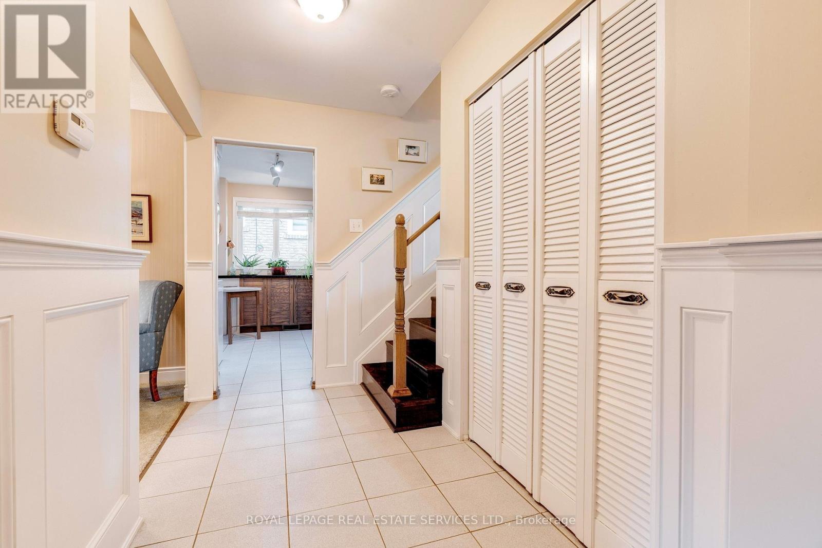












1285 HART CRESCENT

,
Oakville,




Ontario
L6H2M6

